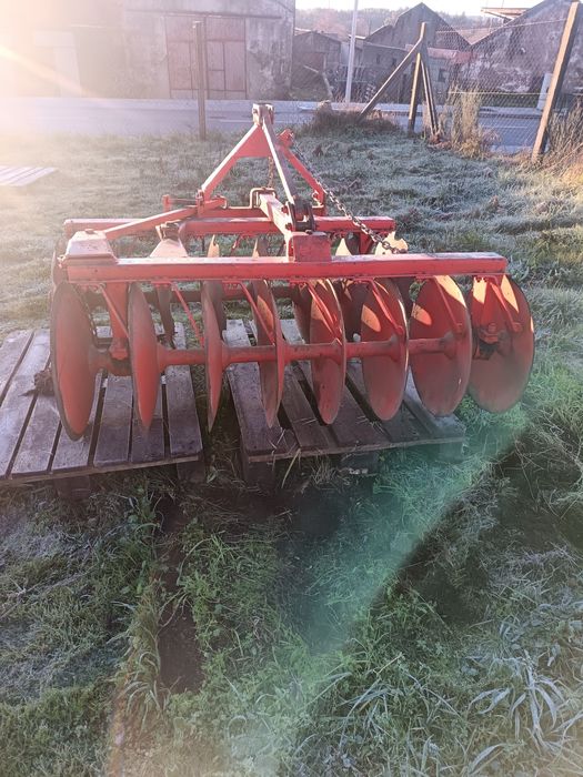 Grade de discos semi nova.