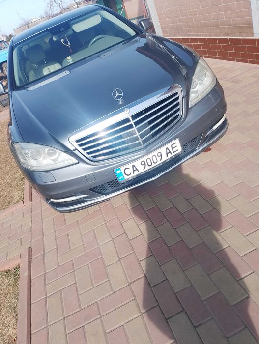 Мерседес Бенс S221