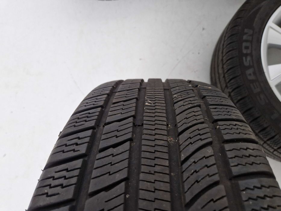 Koła felgi Seat Ateca 7J ET45 17" 5x112 215/55/17 2022r wielosezon