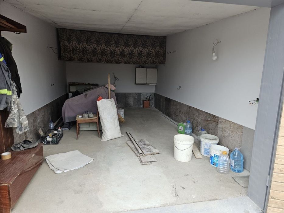 Продам гараж ГК світанок