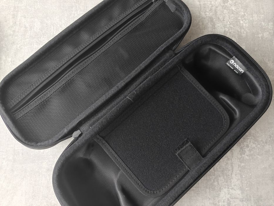 PlayStation Portal Midnight Black + Etui