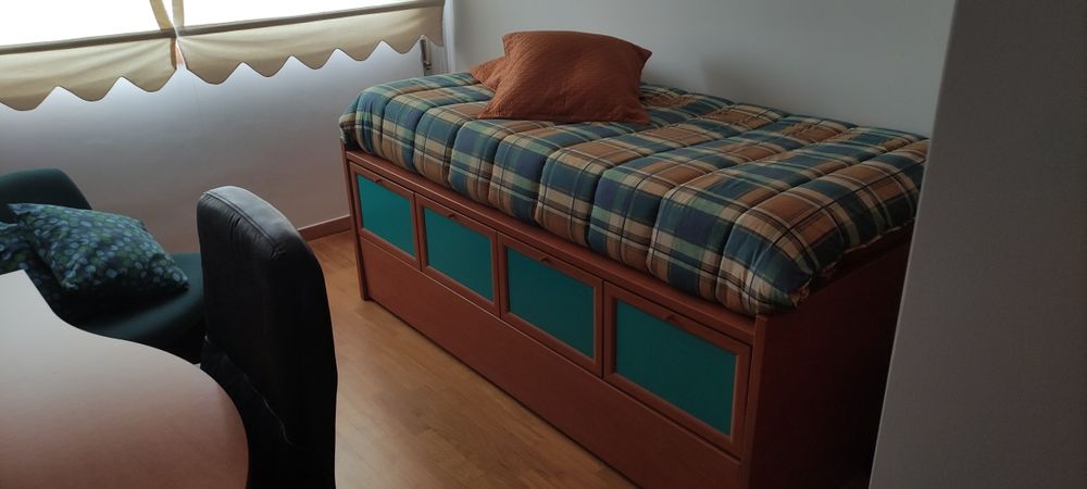 Cama de Solteiro com Cama Extra + Secretária | Quarto Jovem Completo