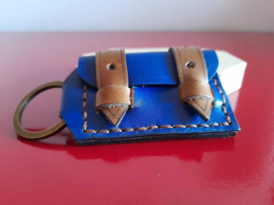 Porta Chaves em Couro Genuíno com personalização a laser (2 INICIAIS)