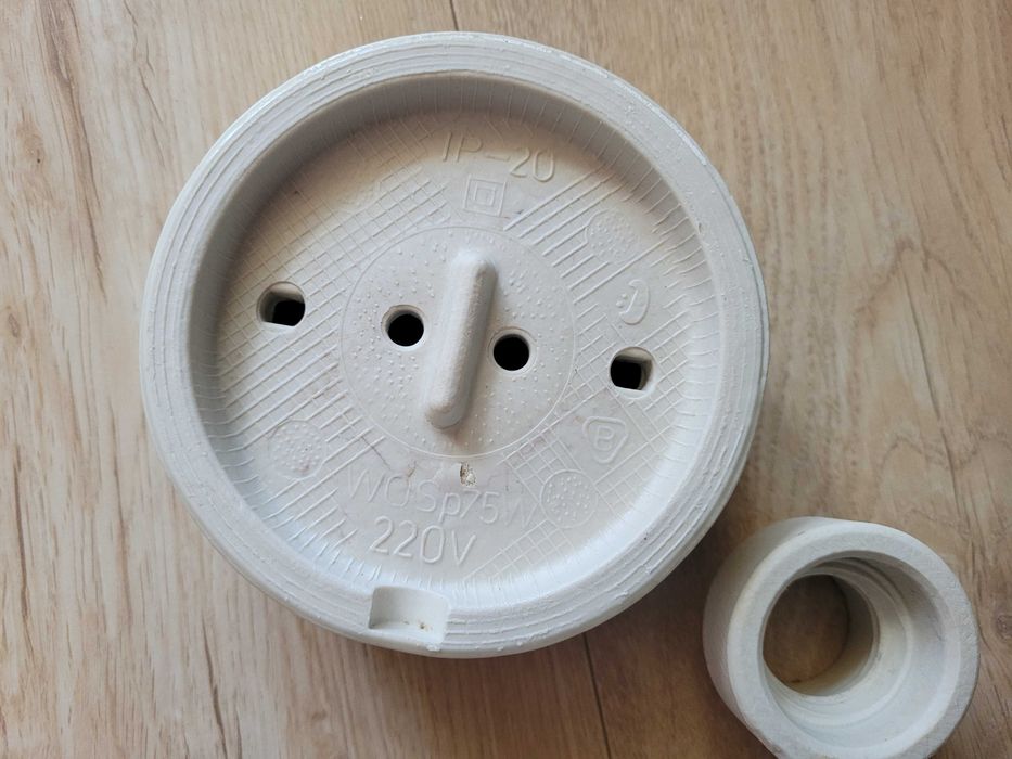 lampy PRL lampa ścienna lub sufitowa porcelanowa oprawy sops