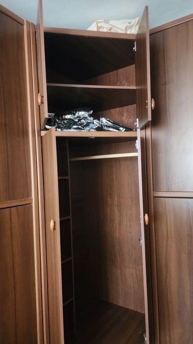 Шкаф кутовий розпашний самовивіз Крюківщина