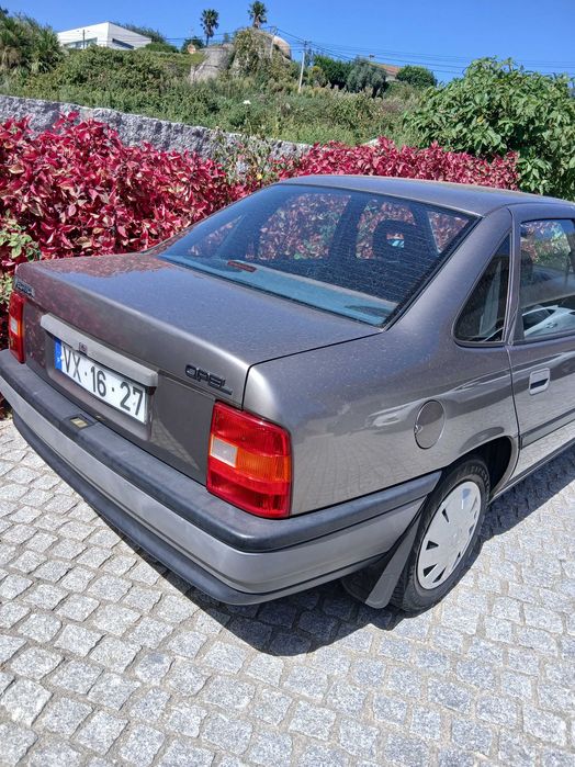 Opel Vectra, classico de garagem, 47 mil klm reais, estado imaculado , 1,4 gasolina