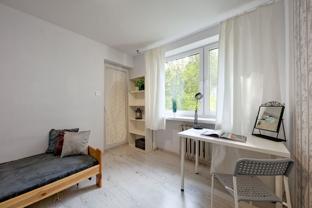 Pokój jednoosobowy z balkonem/ul. Pawlaczyka/metro Imielin/7