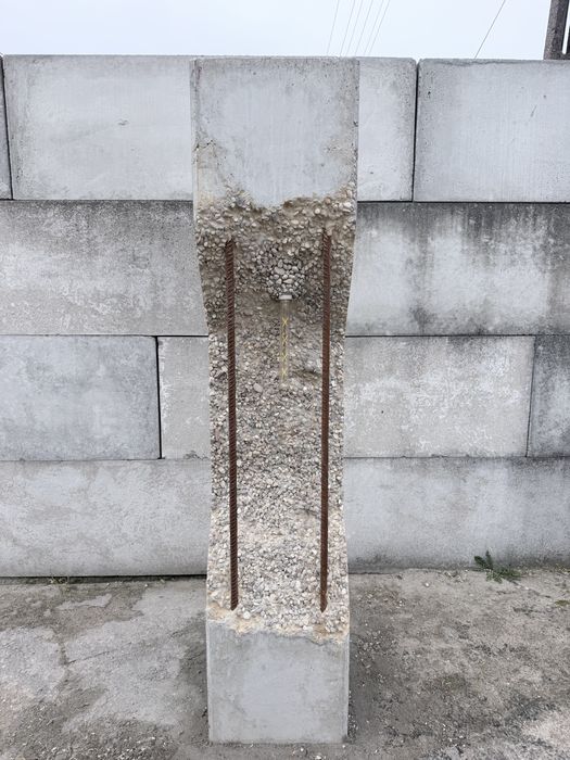 Lampa betonowa ozdobna