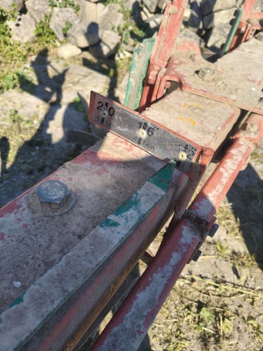 Pług 5 skibowy kverneland Vario 4+1