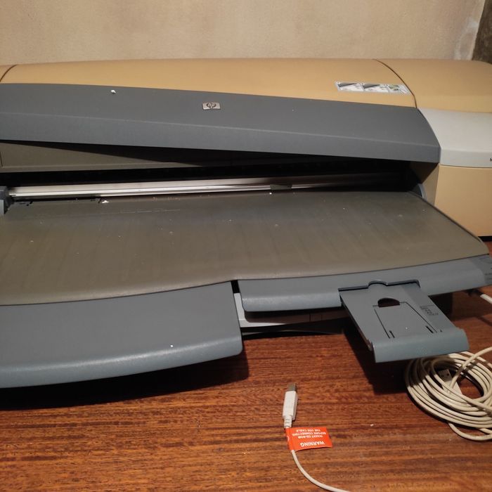 Plotter HP designjet 100 plus