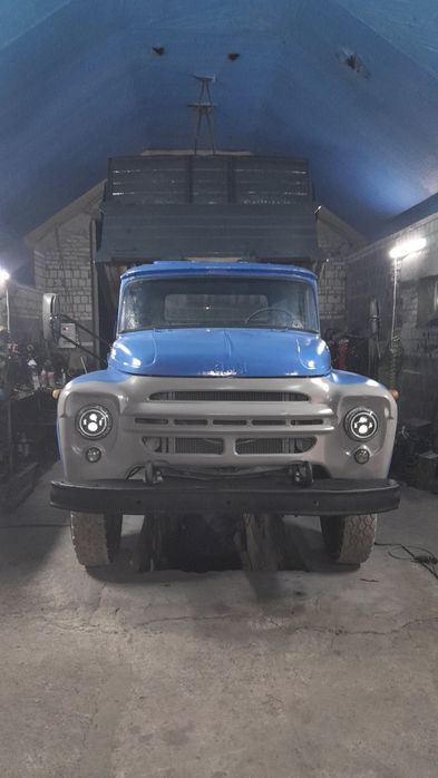 Продаж зіла 130 коротиш повністю поварений і помилуваний...