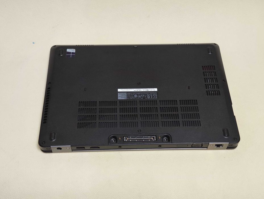 Ноутбук Dell Latitude E5470 14" Core i5/DDR4 8 ГБ/128 Gb SSD