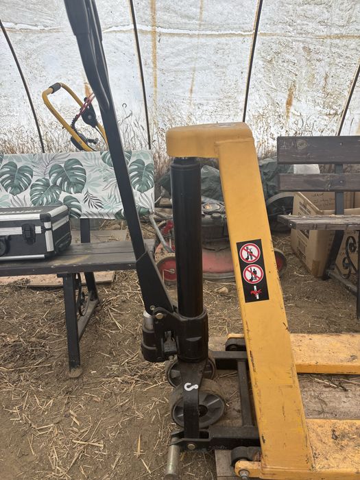 Paleciak do 1000 kg rezerwacja