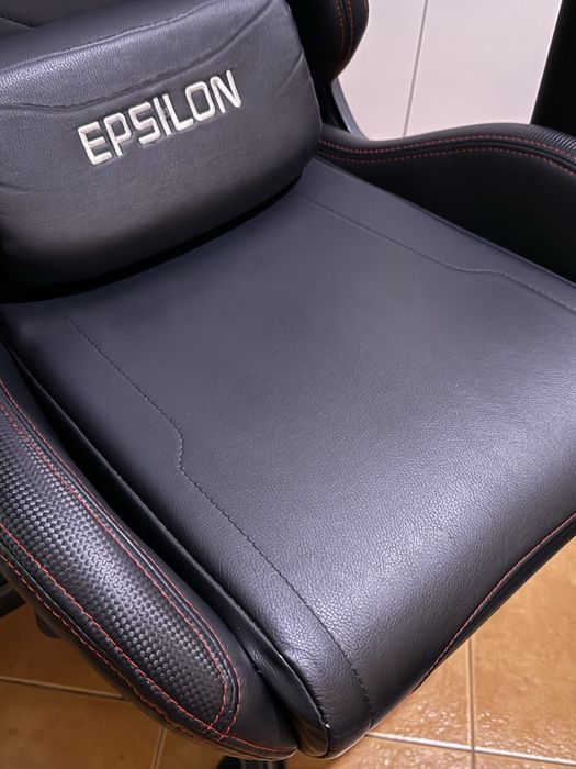 Vendo cadeira gamer Alpha Gamer Zeta usada