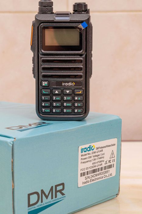 Radio portatil Iradio DM-UV4R, Digital! Novo na caixa.