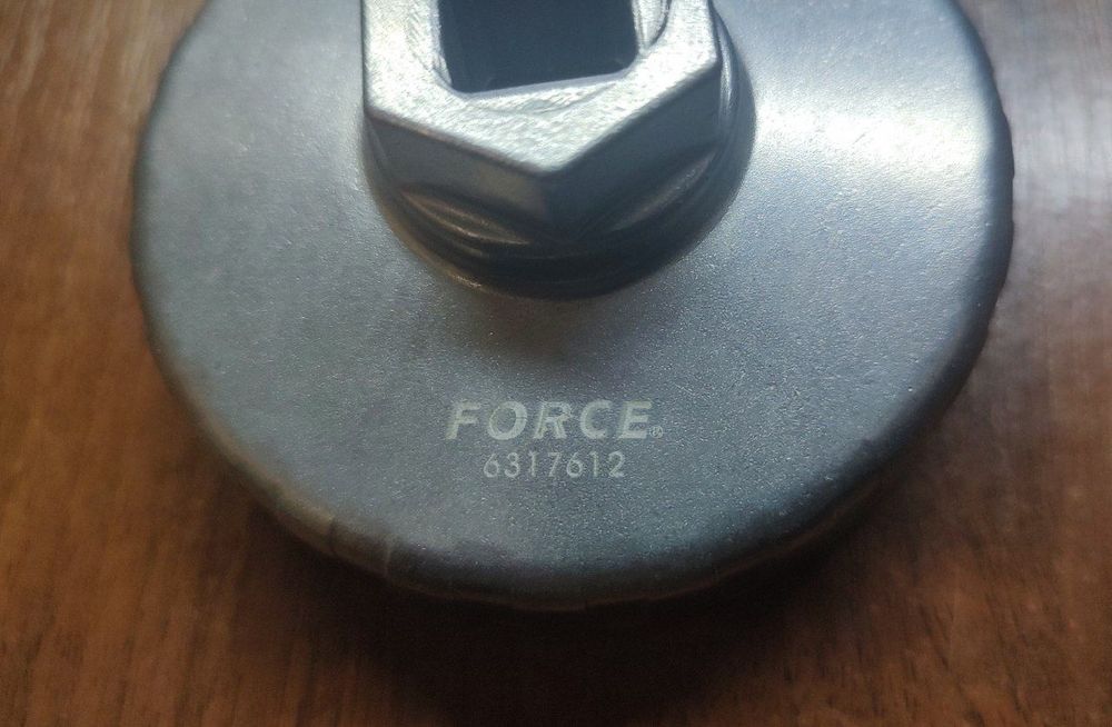 Зйомник масляного фільтра 76мм/12 граней "чашка" FORCE 6317612