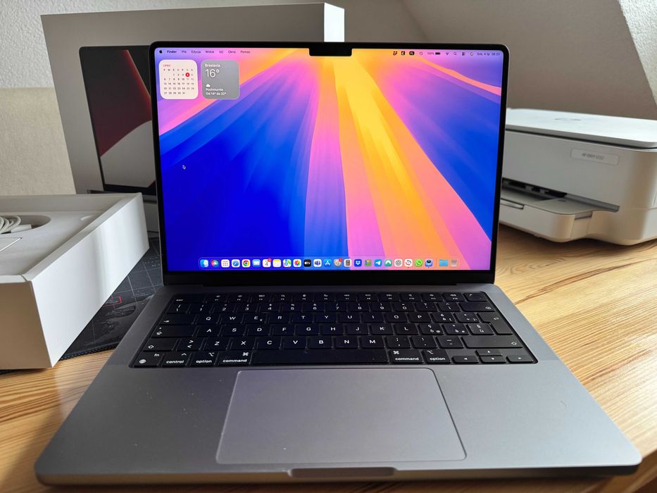 Apple MacBook Pro 14” M3 8GB 512GB Silver – Stan Jak Nowy!