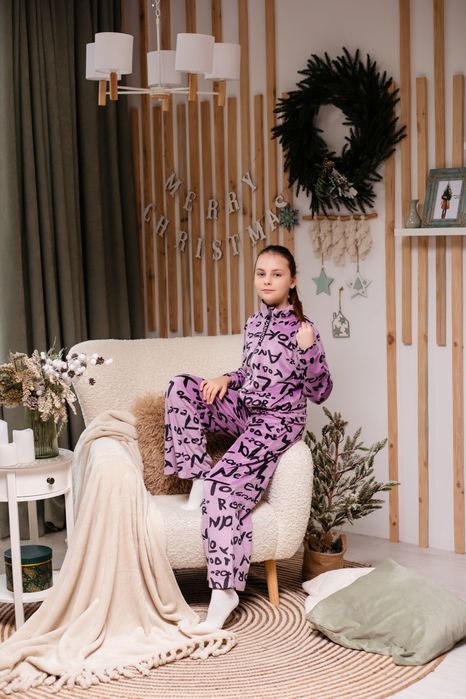 Костюм велюровый