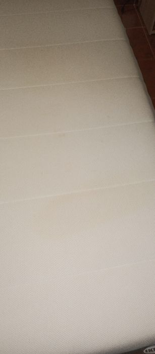 Cama de Casal Completa IKEA 160x200 cm (Estrutura Estofada + Estrado + Colchão)