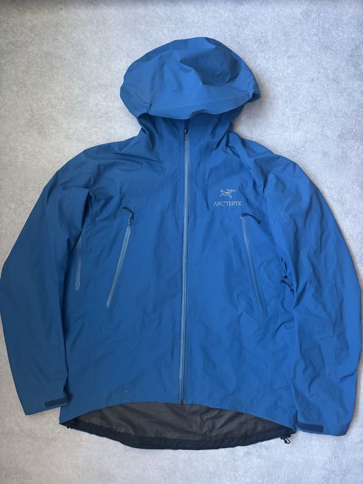вітровка arcteryx gore tex