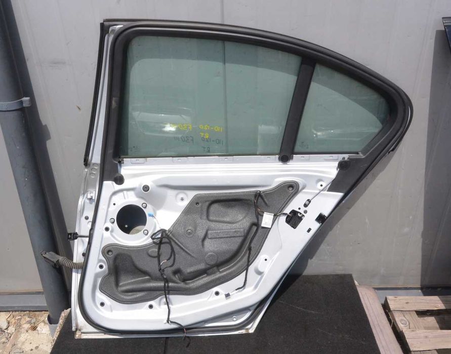 Bmw f30 дверка передня, задня 2011-2019р