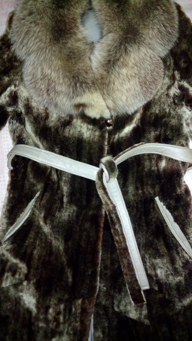 шуба овчина мутон воротник песец размер М