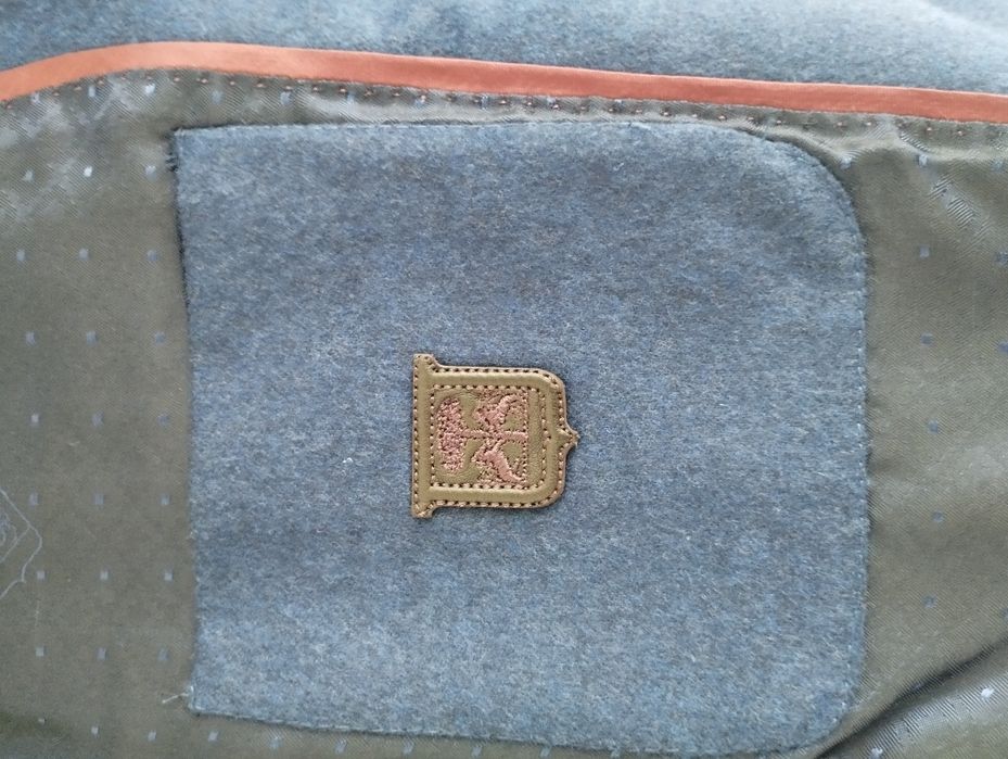 Чоловічій піджак бренду CORNELIANI  синього кольору