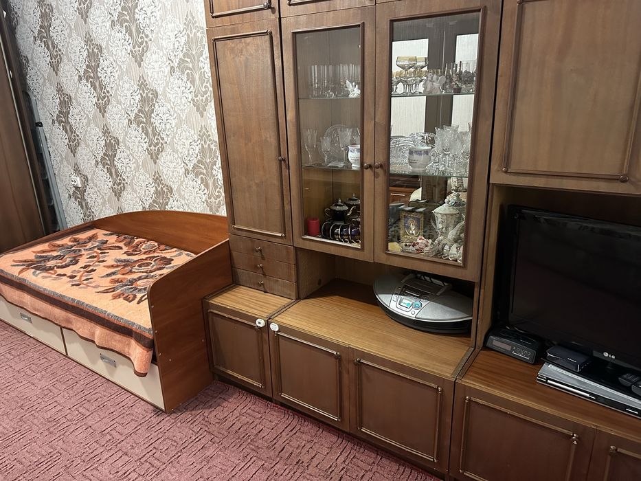 Продаж 2 кімнати гуртожиток Нивки Кирпоноса Петріва Шевченківський