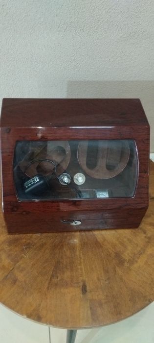 Бокс дерев'яний для хроніння годинників