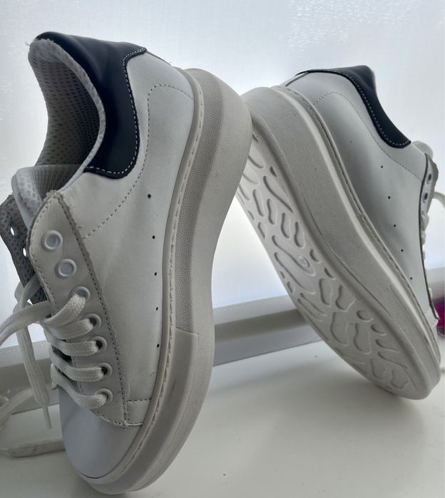 Кроссовки Vera Pelle