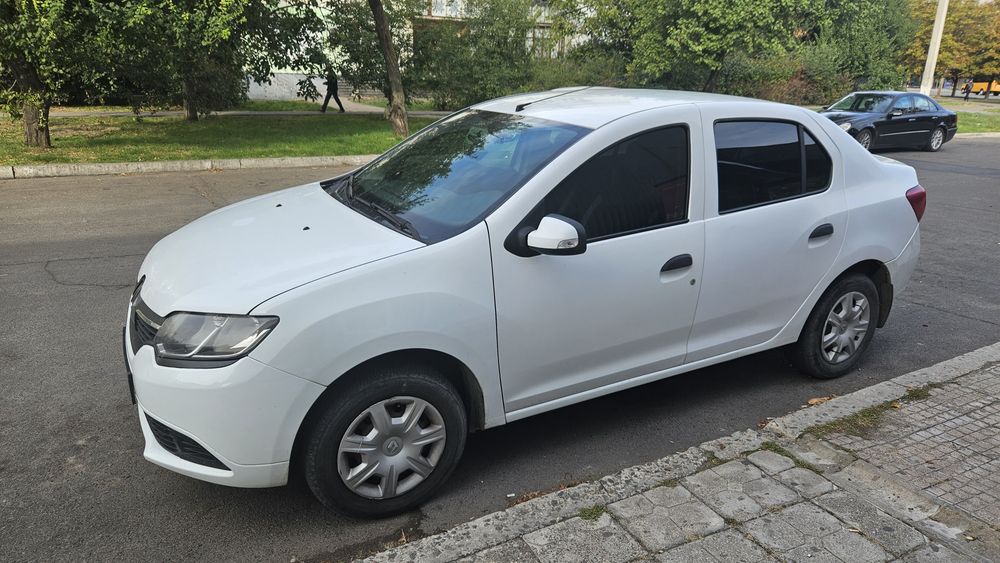 Renault Logan 2 2013 рік