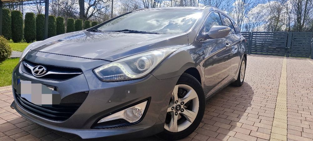Hyundai i40 1.7 crdi niski przebieg klima hak