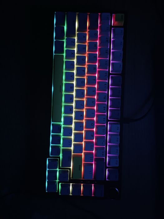 продам клавіотуру ajazz ak820