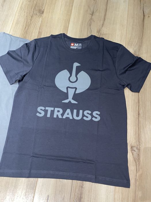 Футболки S/XL та шорти Strauss M