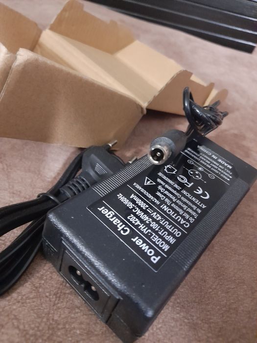 Carga charger trotinete elétrica xiaomi ninebot mi e outras