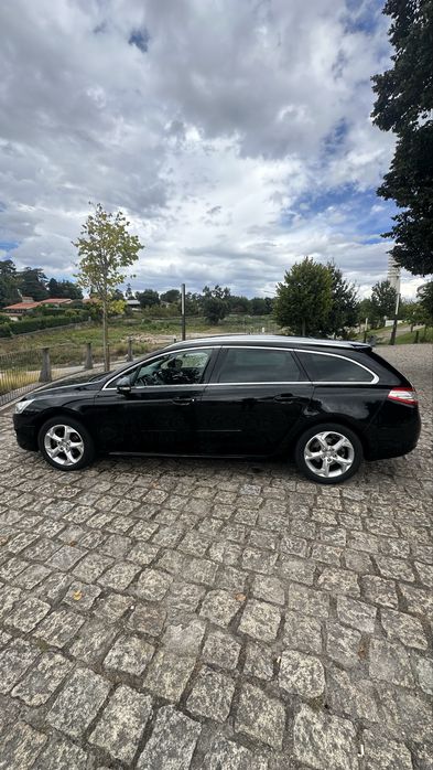 Peugeot 508 sw de 2012  .
