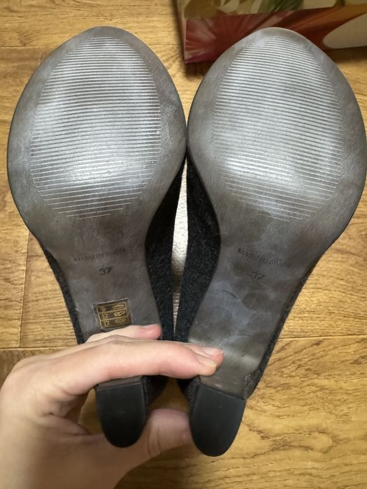 Жіночі ботільони Braska