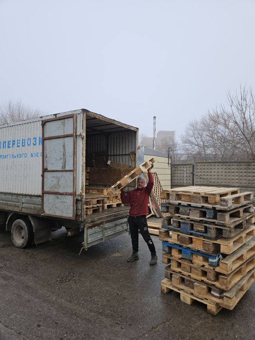 Вивіз будсміття старих меблів мотлоху вантажоперевезення вантажники