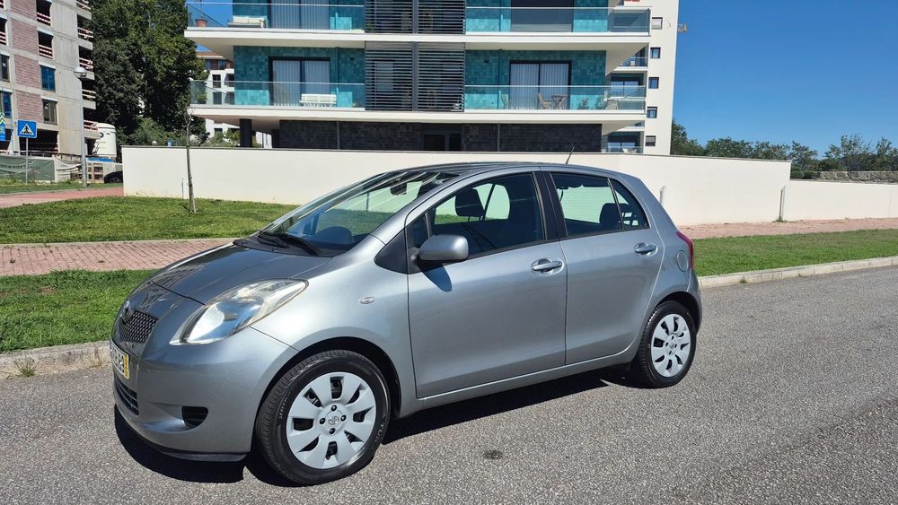 Toyota Yaris 1.0 VVT-i Sol+AC