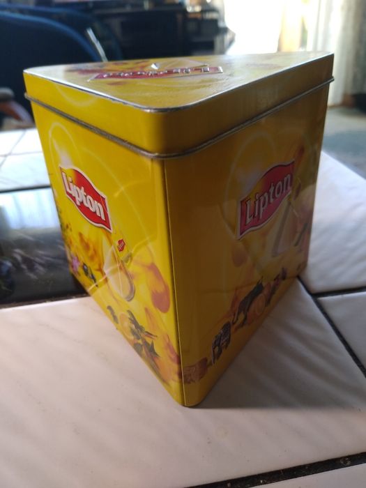 puszka / stara puszka