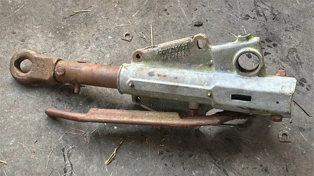 Urzadzenie ,zaczep, hamulec najazdowy Bradley 3500 kg