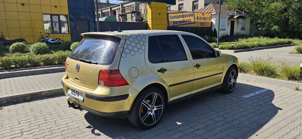 Продам гольф 4, обєм 1.4л.  3,500торг