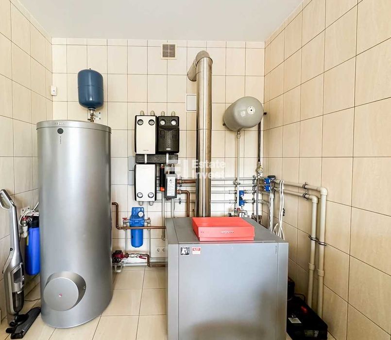 Продам будинок у с. Родичі