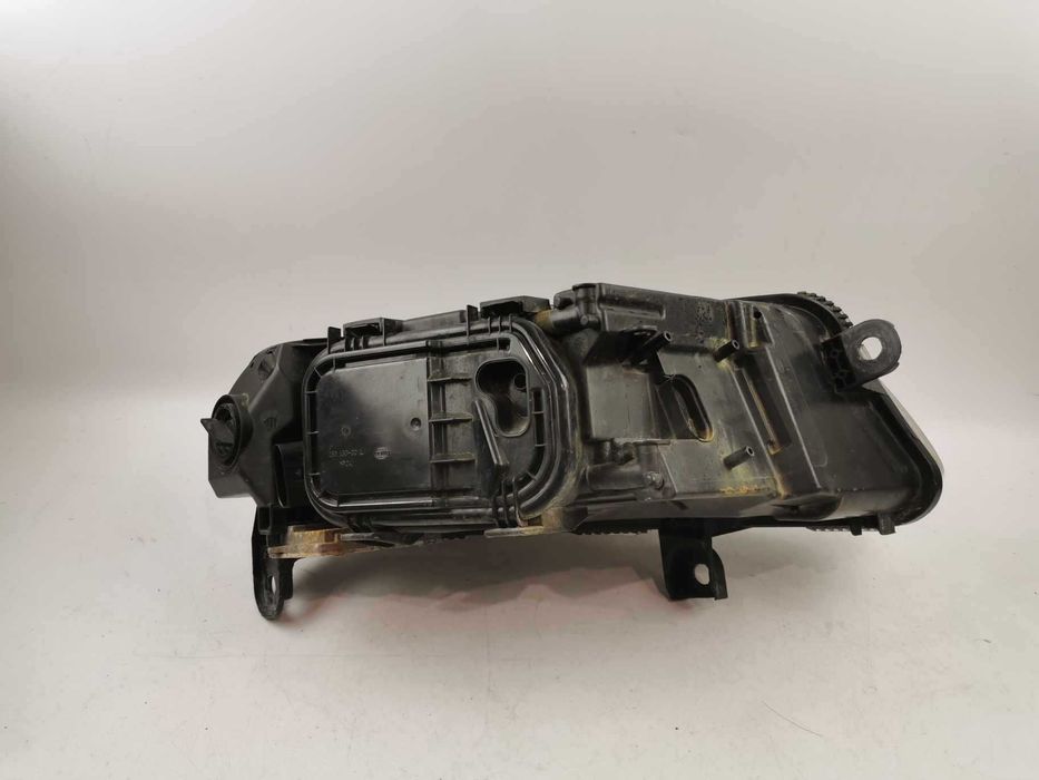 Lampa Lewa Xenon Hella Audi A6 C6 XENON przód Lewy przednia