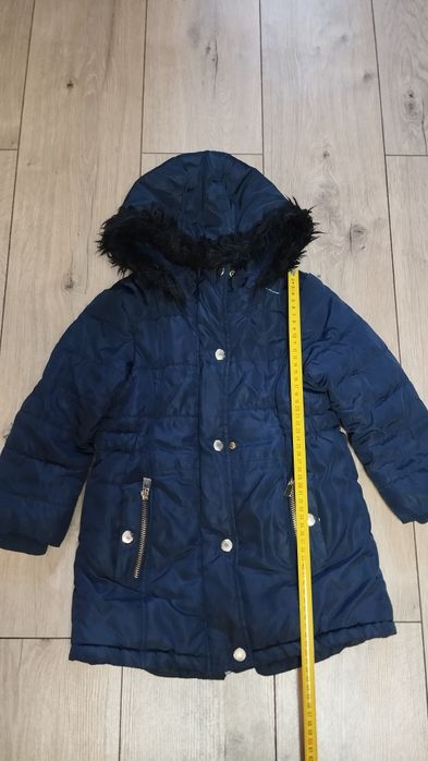 Курточки на дівчинку