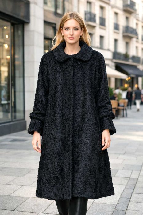 Casaco Longo em Pele de Ovelha Karakul (Astrakan) - L/XL