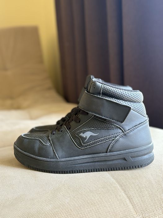 Черевики снікерси Kangaroos 37 розмір