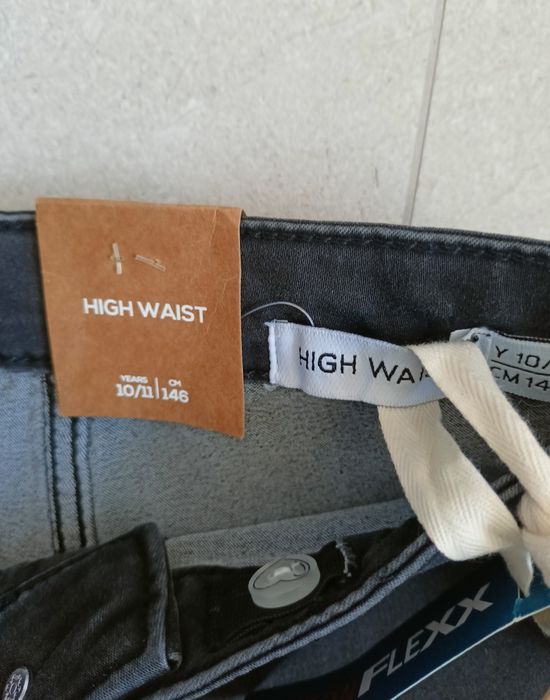 Spodnie jeansowe rozm 146