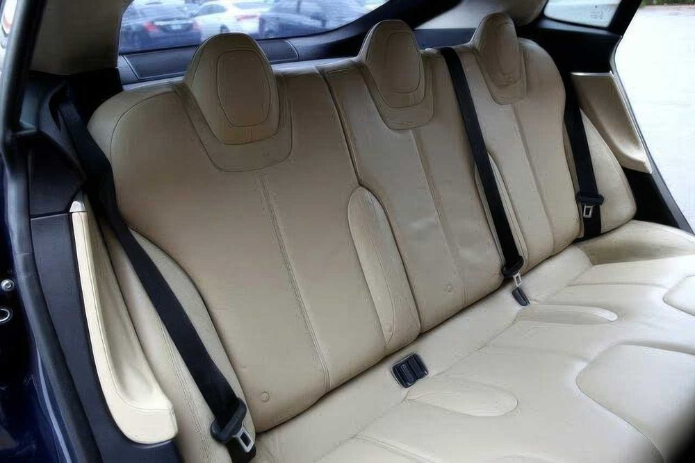 Tesla Model S      2014