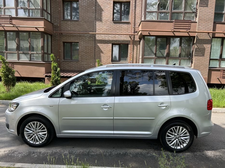Volkswagen touran 2015 2.0 tdi автомат